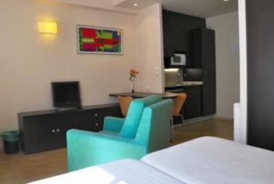 фото отеля Residencia Erasmo Madrid
