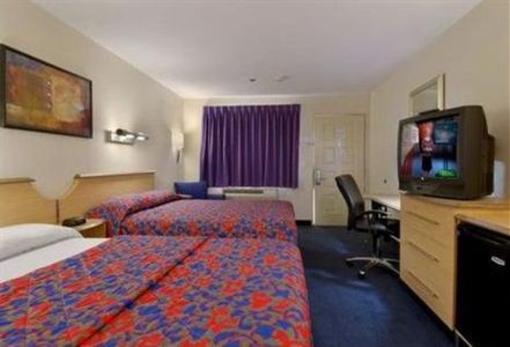 фото отеля Red Roof Inn Rancho Cordova - Sacramento