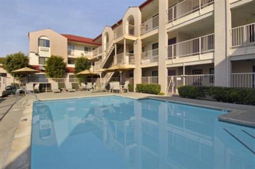 фото отеля Red Roof Inn Rancho Cordova - Sacramento