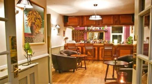фото отеля Sunnycroft Hotel
