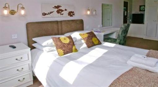 фото отеля Sunnycroft Hotel