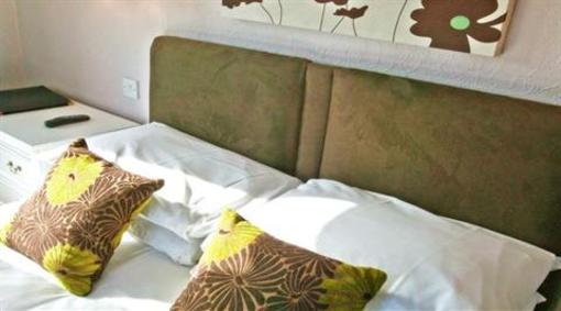 фото отеля Sunnycroft Hotel