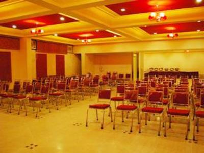 фото отеля Goyal Palace Hotel
