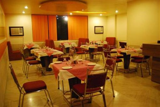 фото отеля Goyal Palace Hotel