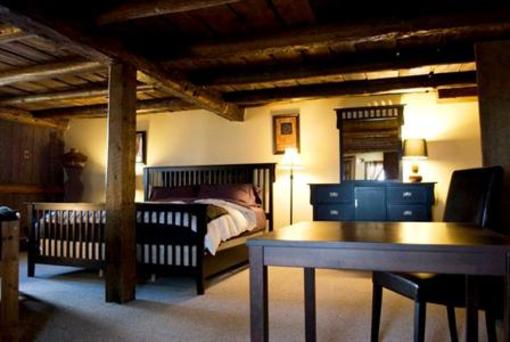 фото отеля Stone's Lodge under Mt. Stratton Bondville