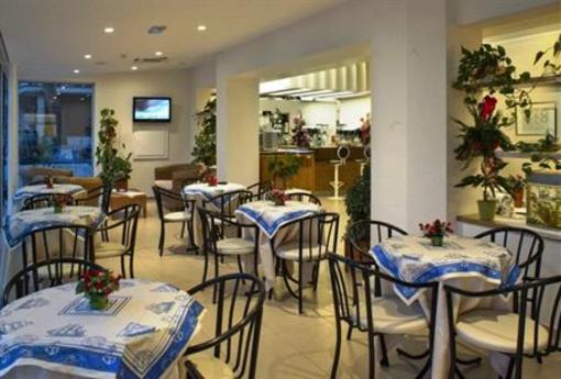 фото отеля Hotel Nives Riccione