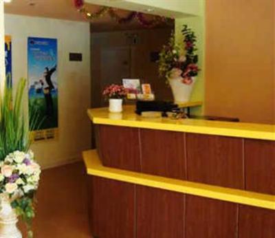фото отеля Home Inn Ji'nan Jingsi Road Daguanyuan