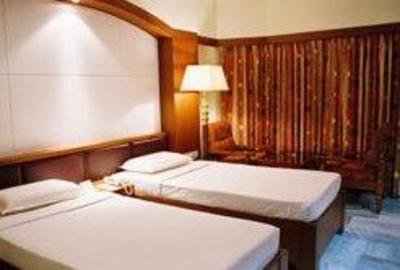 фото отеля Hotel PLR Grand