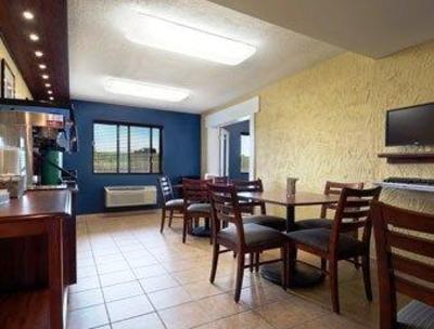 фото отеля Days Inn Schaumburg Elk Grove Village