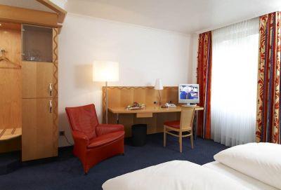 фото отеля Hotel Gude