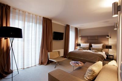 фото отеля Hotel Gude