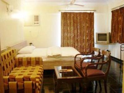 фото отеля Hotel Kailash Parbat