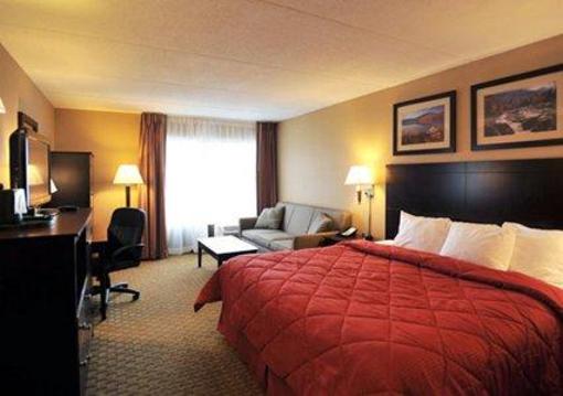 фото отеля Comfort Inn & Suites Watertown
