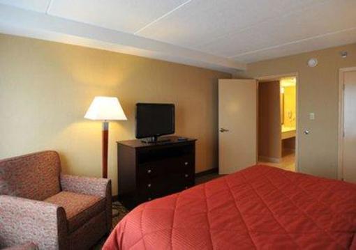 фото отеля Comfort Inn & Suites Watertown