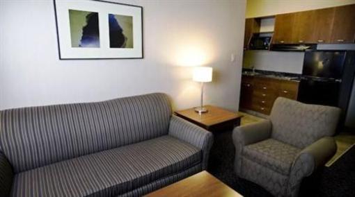 фото отеля Heritage Inn & Suites Brooks (Alberta)