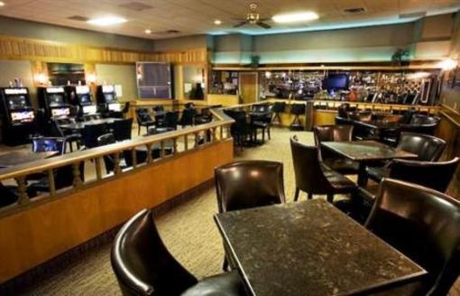 фото отеля Heritage Inn & Suites Brooks (Alberta)
