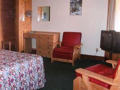 фото отеля Lone Eagle Lodge And Snowmobile Rental