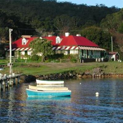 фото отеля Norfolk Bay Convict Station Bed and Breakfast Taranna