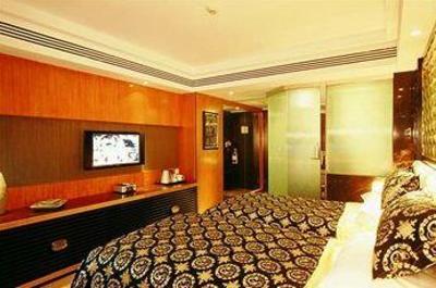 фото отеля Milan Continental Hotel