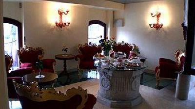 фото отеля Hotel Pesaro Palace