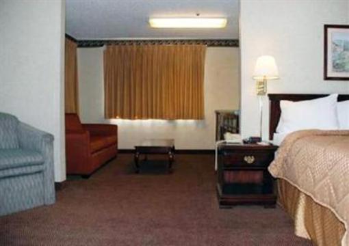 фото отеля Econo Lodge Inn & Suites El Paso