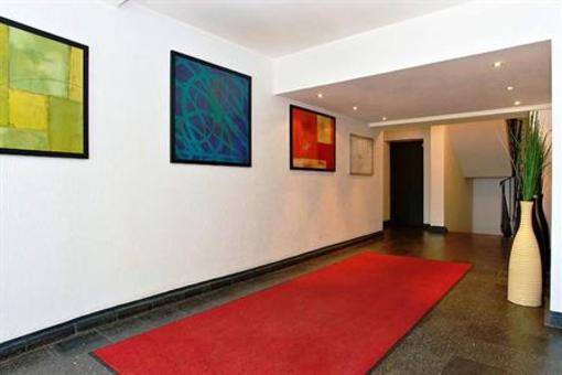 фото отеля Q Damm Apartments