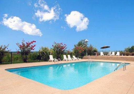 фото отеля Comfort Inn & Suites Cleveland (Tennessee)
