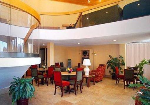 фото отеля Quality Inn Fort Wayne