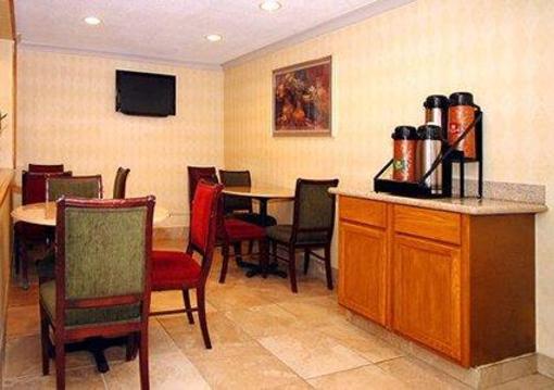 фото отеля Quality Inn Fort Wayne