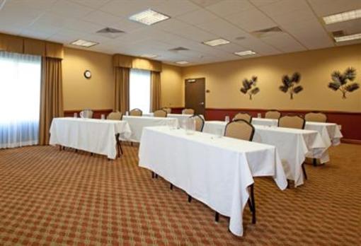 фото отеля Holiday Inn Express Hotel & Suites Goodland
