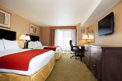 фото отеля Holiday Inn Express Hotel & Suites Goodland