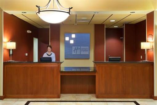 фото отеля Holiday Inn Express Hotel & Suites Goodland