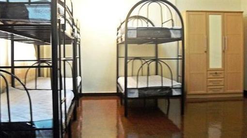 фото отеля J&J Bangkok Guesthouse