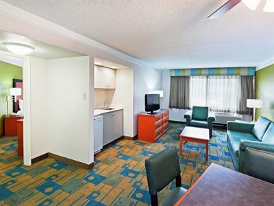 фото отеля La Quinta Inn and Suites Lubbock West Medical Center