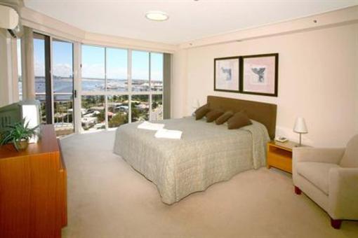 фото отеля Ocean Sands Resort Gold Coast