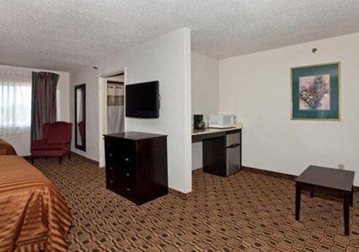 фото отеля Quality Suites Airport