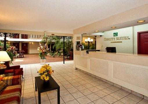 фото отеля Quality Suites Airport