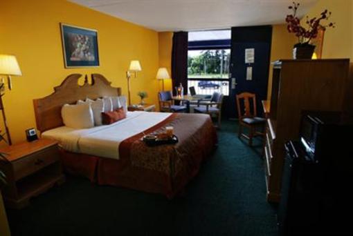 фото отеля Travelodge Hotel Richmond Hill