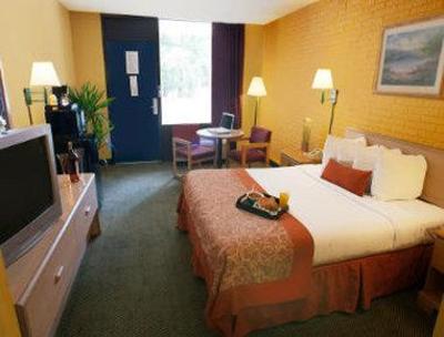 фото отеля Travelodge Hotel Richmond Hill