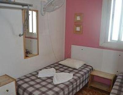 фото отеля Pension Enebral Madrid