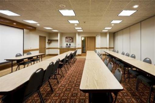 фото отеля Holiday Inn Express Warsaw