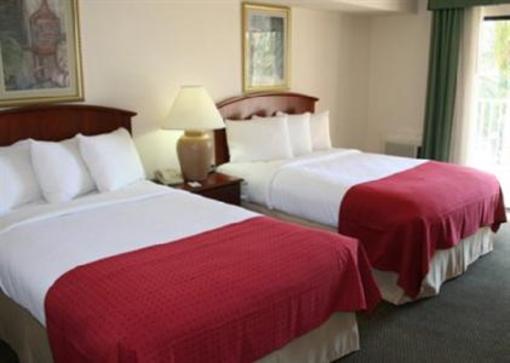 фото отеля Quality Inn and Suites Tarpon Springs