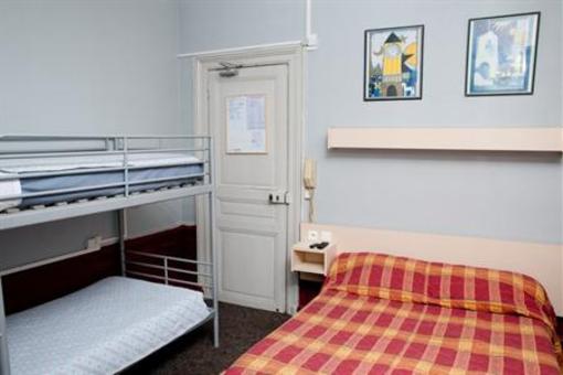 фото отеля Hotel Au Touring Reims