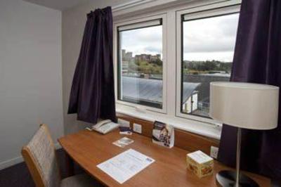 фото отеля Premier Inn Inverness Centre River Ness