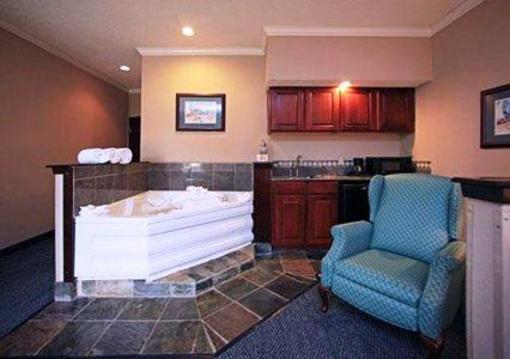 фото отеля Quality Inn & Suites Yacht Club Basin