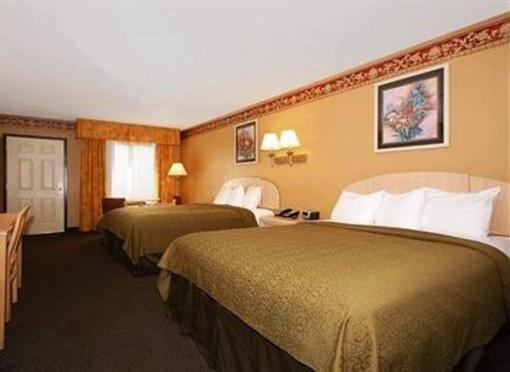 фото отеля Quality Inn & Suites Fort Jackson Maingate