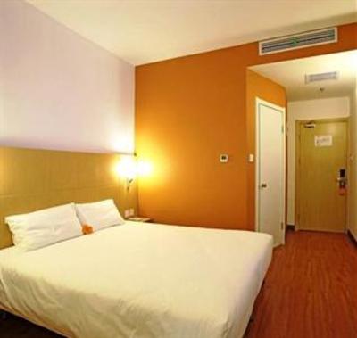 фото отеля Ibis Hangzhou Binjiang