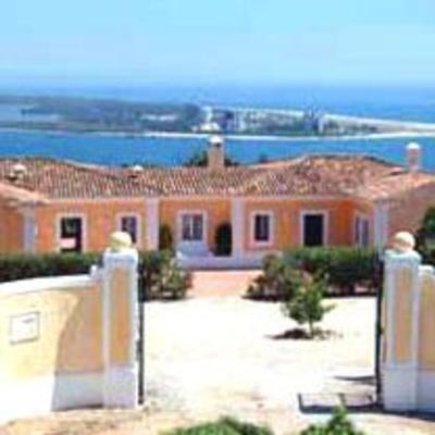 фото отеля Ha Mar ao Luar