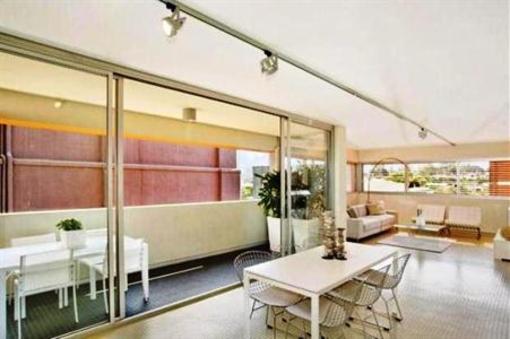 фото отеля The 150 Apartment Hotel Sydney