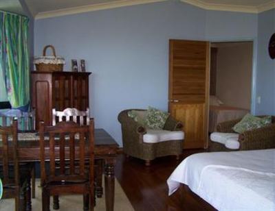 фото отеля At Remingtons B & B Private Cottages